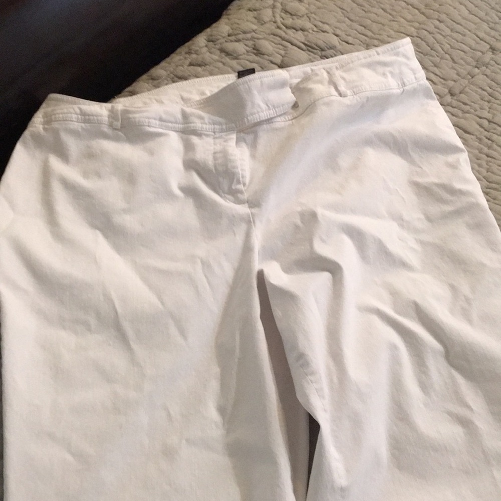 Plus size Lane Bryant capris